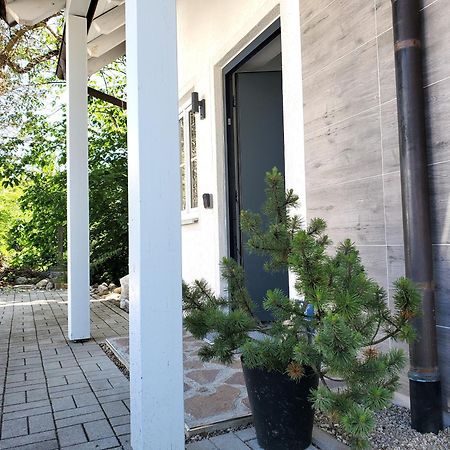 Apartment Chalet Am Schloss Kaltenberg Nahe Ammersee ゲルテンドルフ エクステリア 写真