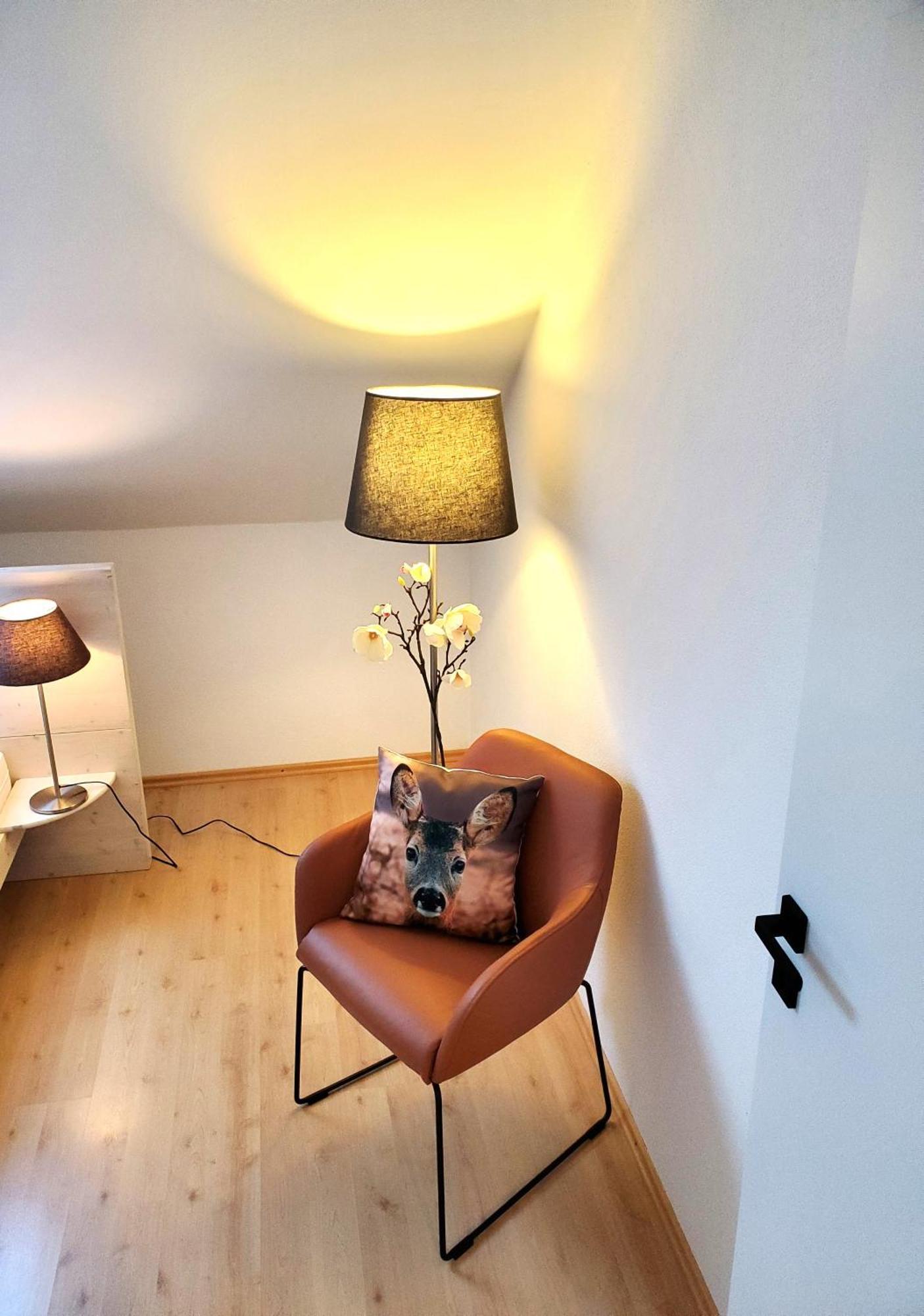 Apartment Chalet Am Schloss Kaltenberg Nahe Ammersee ゲルテンドルフ エクステリア 写真